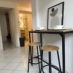 La Parenthese Kaki Appartement Clermont-Ferrand