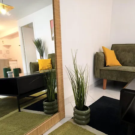 Apartment La Parenthese Kaki